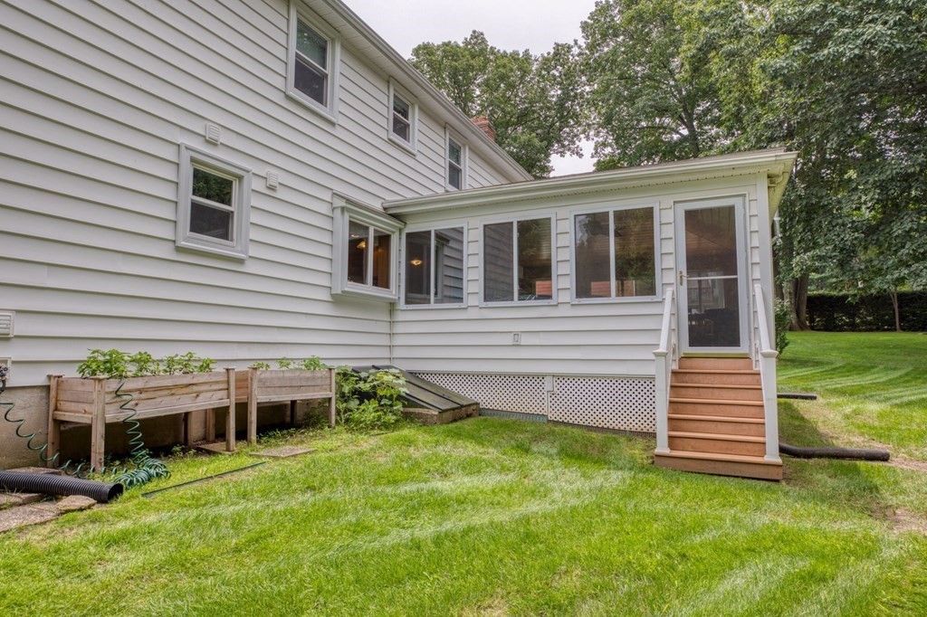 385 Lancaster Avenue West Springfield, MA 01089 - Photo 32 of 37 Gallery Image 32