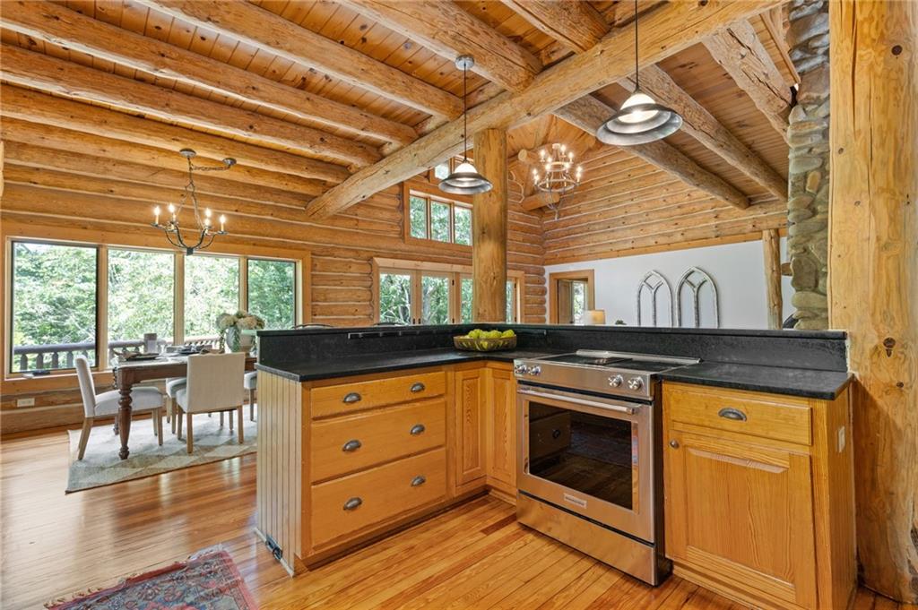 1355 White Road White, GA 30184 - Photo 35 of 120