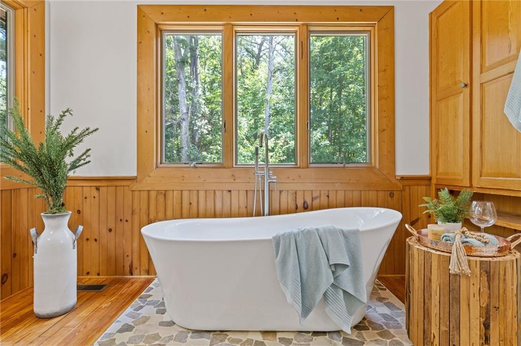 1355 White Road White, GA 30184 - Photo 45 of 120