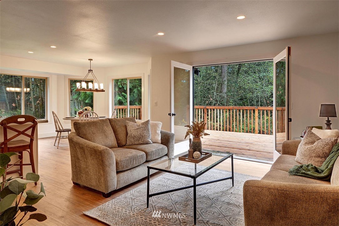 891 Arrowhead Road Camano Island, WA 98282 - Photo 8 of 25 Gallery Image 8