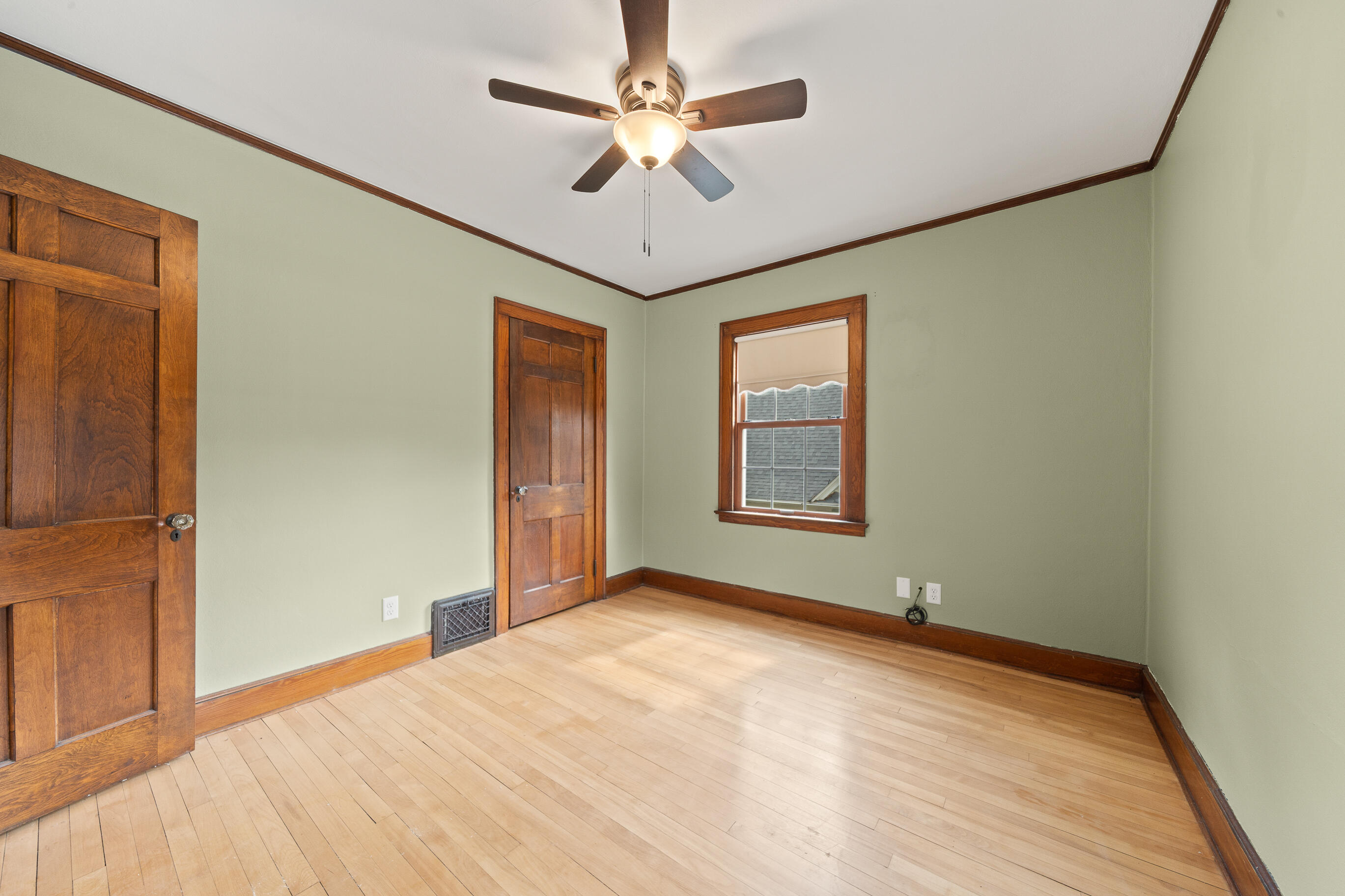 1105 Barnes Street Delavan, WI 53115 - Photo 24 of 32 Bedroom #1