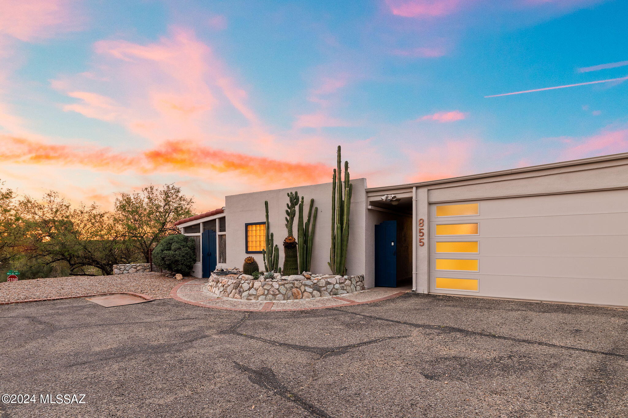 855 West Valle Del Oro Road Tucson, AZ 85737 - Photo 7 of 47