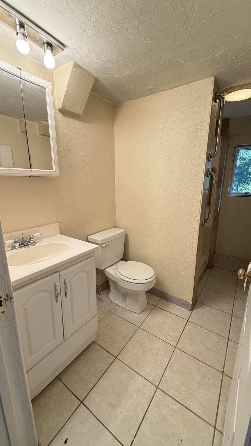 146 Boston Road, Unit B Southborough, MA 01772 - Photo 11 of 13 Gallery Image 11