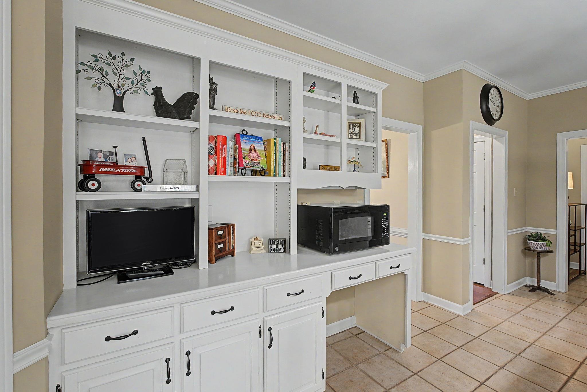 337 Revell Cove Collierville, TN 38017 - Photo 17 of 40 a living room with fireplace furniture and a flat screen tv