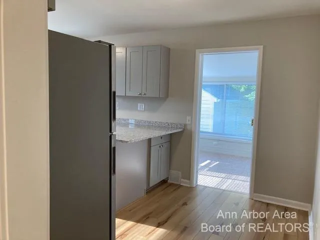 $3,200 | 303 Potter Avenue, Ann Arbor, MI 48103