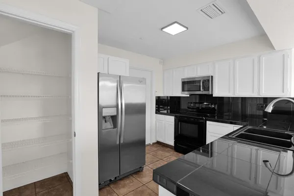 $2,250 | 1124 East Rose Lane, Unit 3, Phoenix, AZ 85014