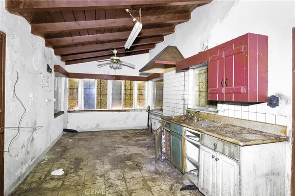 $740,000 | 31460 Knoll Drive, Redlands, CA 92373