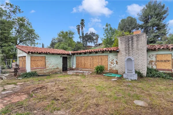 $740,000 | 31460 Knoll Drive, Redlands, CA 92373