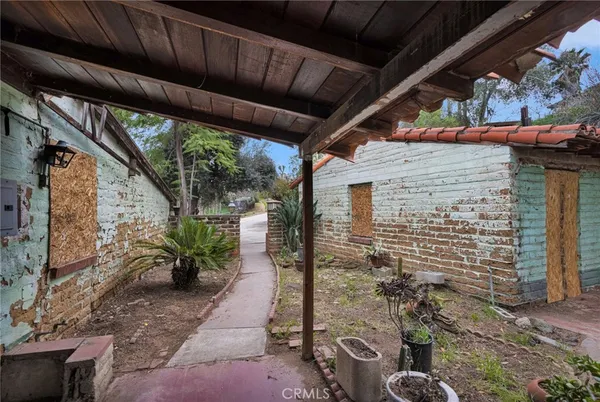 $740,000 | 31460 Knoll Drive, Redlands, CA 92373