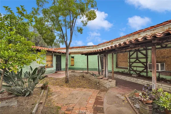 $740,000 | 31460 Knoll Drive, Redlands, CA 92373