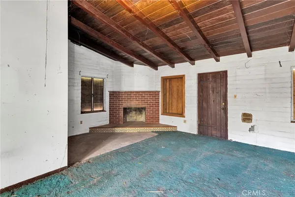 $740,000 | 31460 Knoll Drive, Redlands, CA 92373