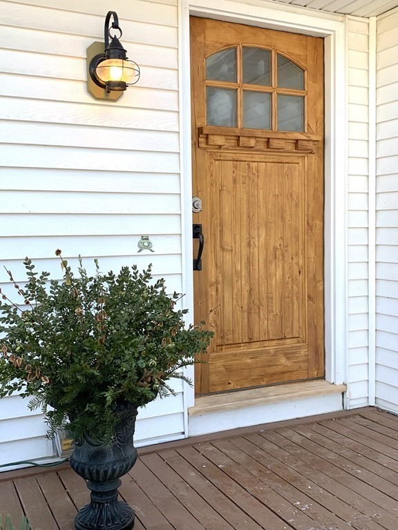180 Barton Road Stow, MA 01775 - Photo 4 of 42