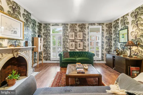 $409,999 | 815 Brooks Lane, Baltimore, MD 21217