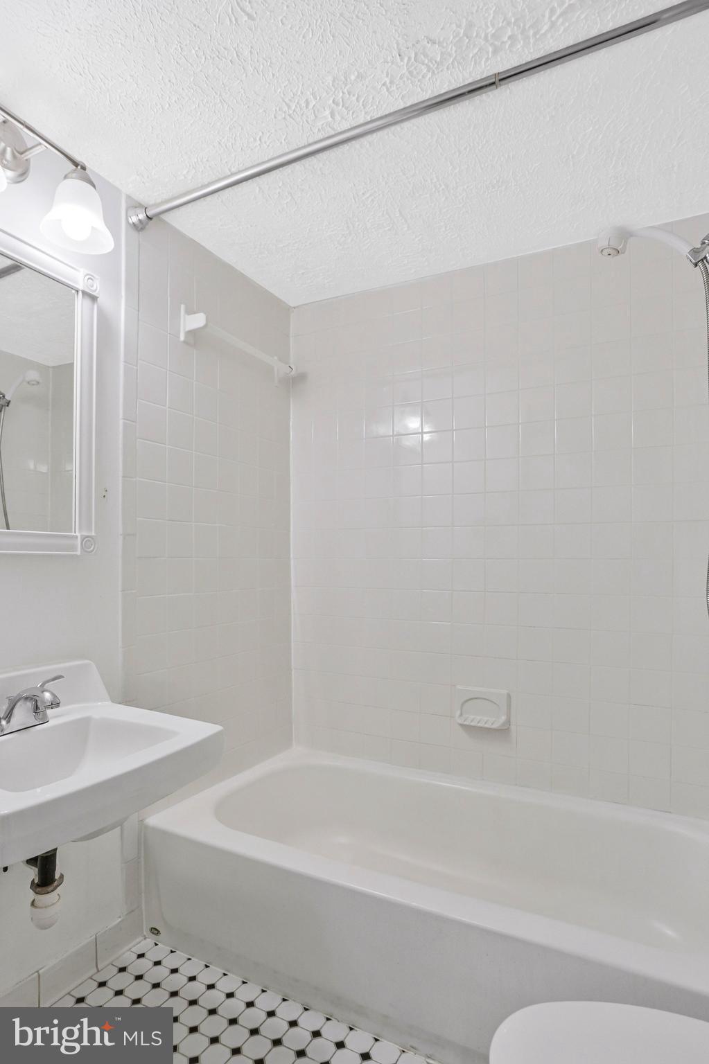 2837 Shepperton Terrace Silver Spring, MD 20904 - Photo 33 of 40