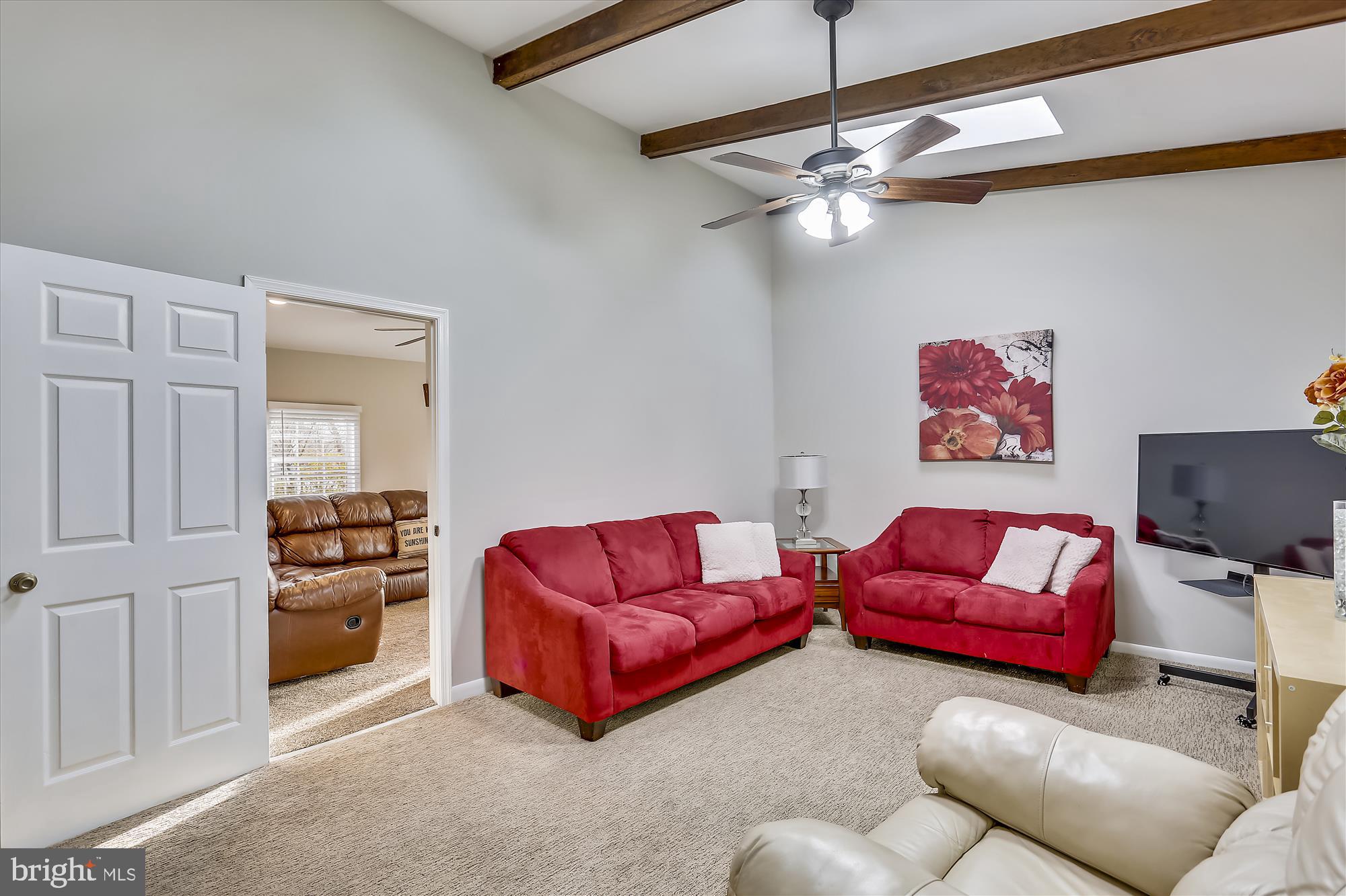 900 Hyde Road Silver Spring, MD 20902 - Photo 14 of 30 Family Room
