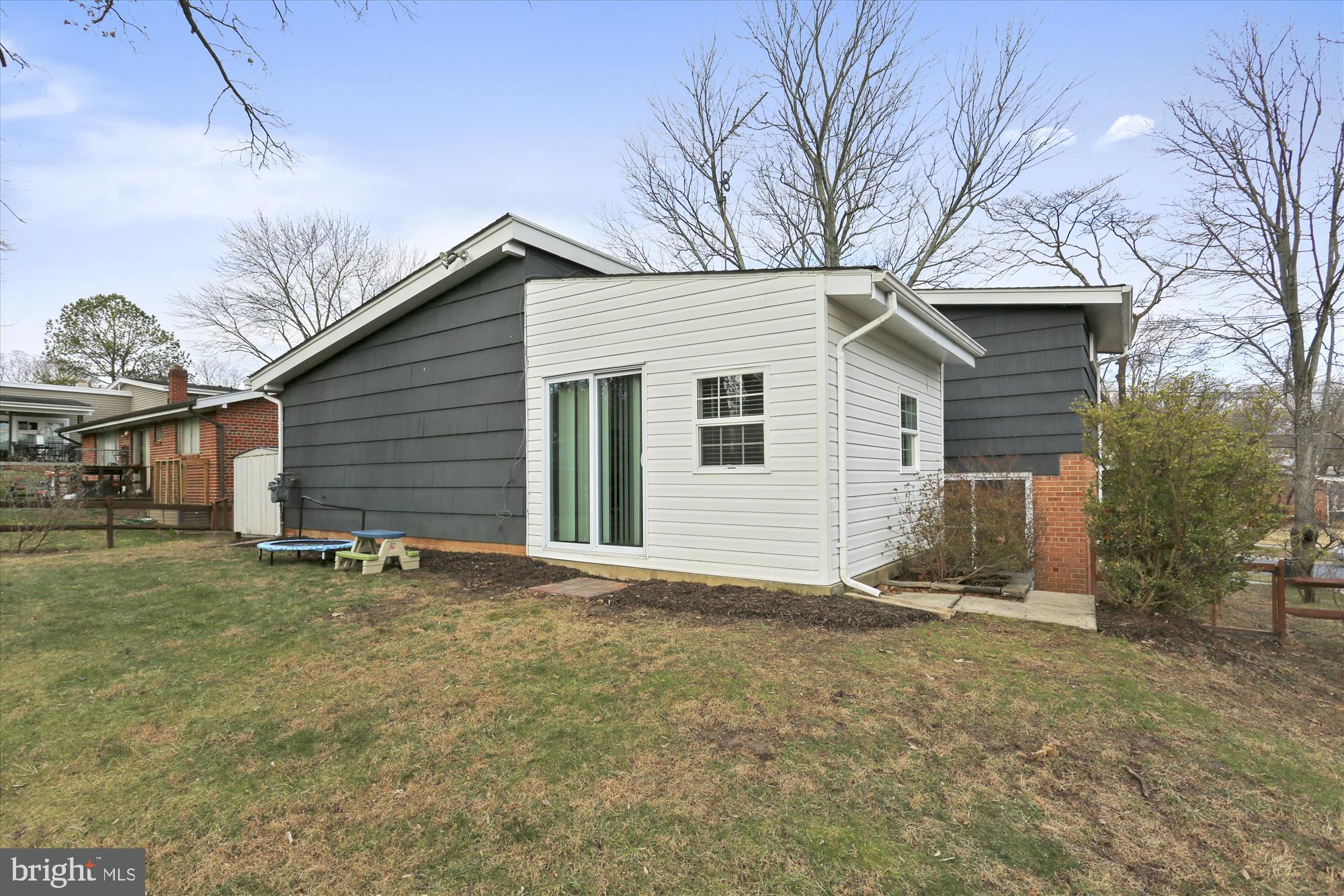 900 Hyde Road Silver Spring, MD 20902 - Photo 30 of 30 Back Elevation