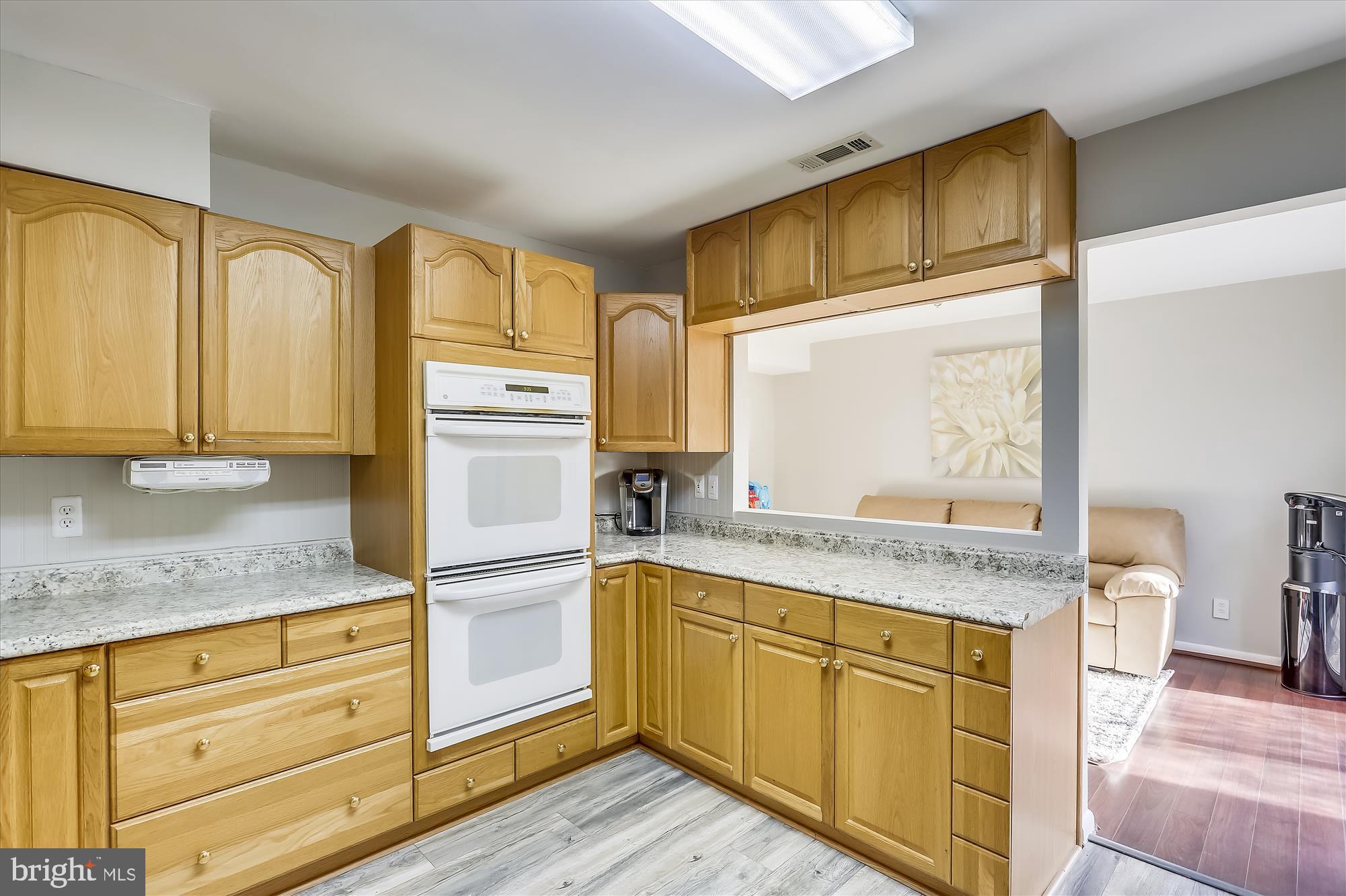 900 Hyde Road Silver Spring, MD 20902 - Photo 10 of 30 Kitchen