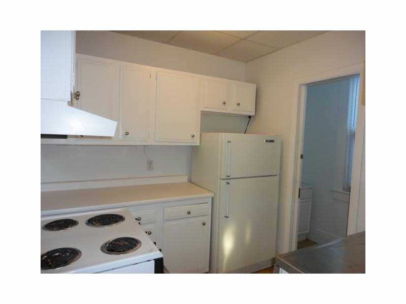 34 Elm Street Westerly, RI 02891 - Photo 23 of 25 Kitchen.