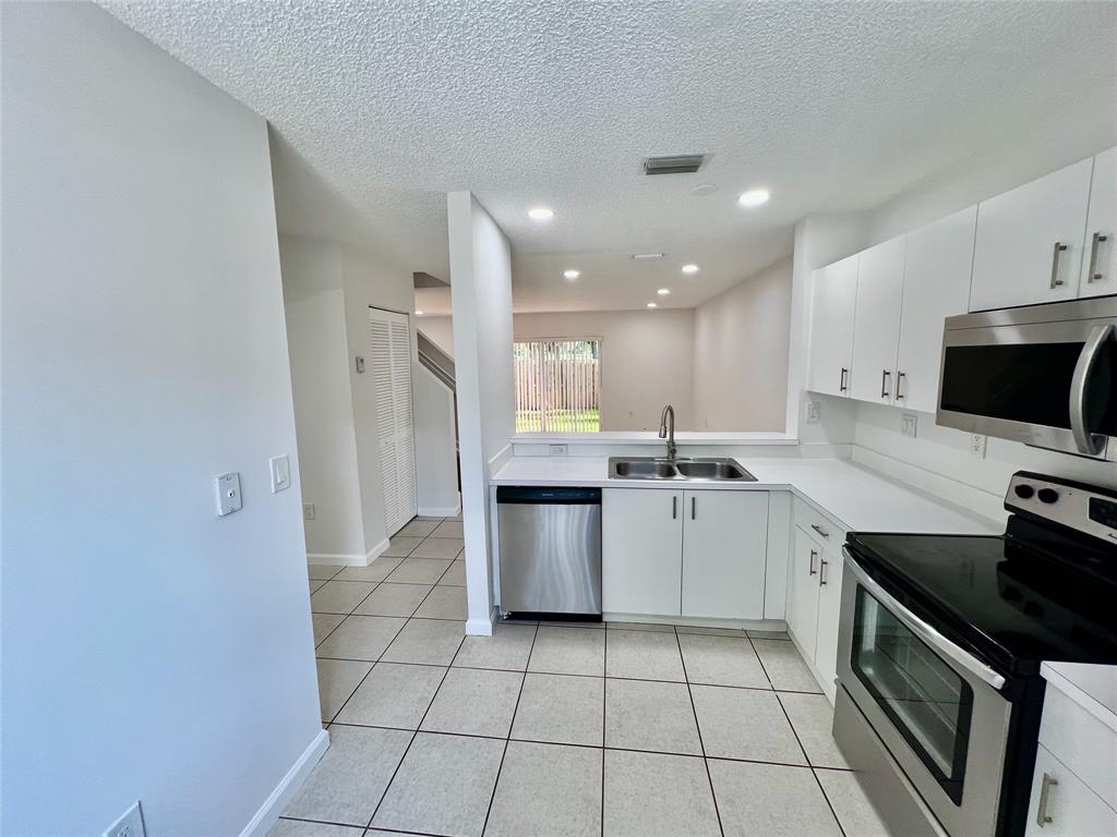 14156 Southwest 179th Terrace Miami, FL 33177 - Photo 13 of 37