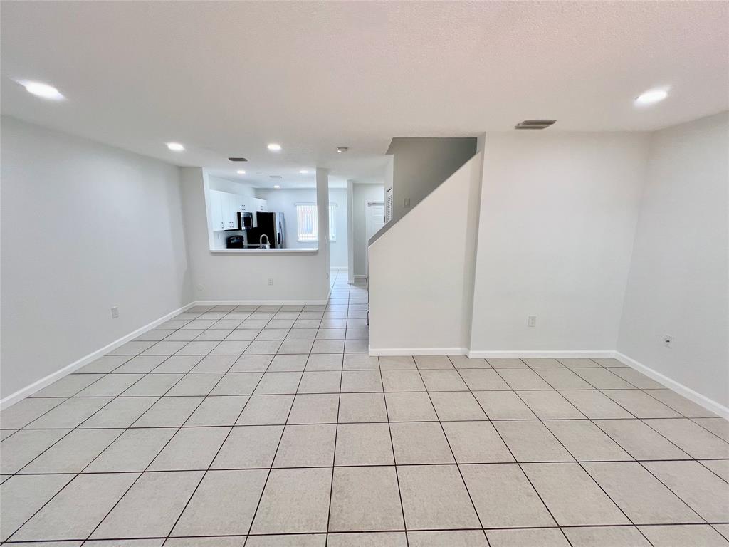 14156 Southwest 179th Terrace Miami, FL 33177 - Photo 4 of 37