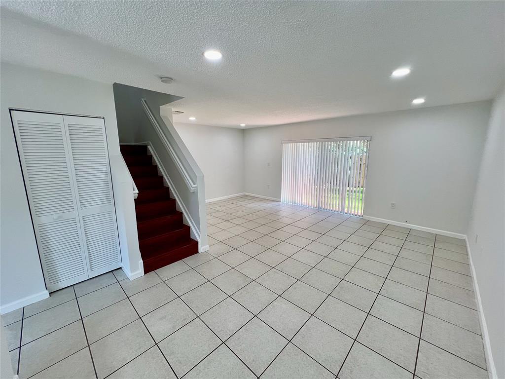 14156 Southwest 179th Terrace Miami, FL 33177 - Photo 9 of 37