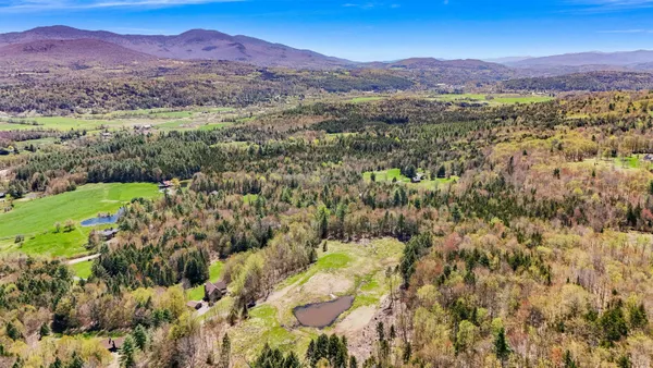 $449,000 | 1128 Moulton Lane, Unit 18/19, Stowe, VT 05672
