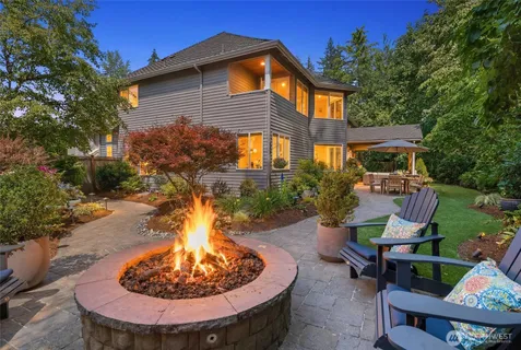 $2,698,000 | 26555 Southeast 15th Street, Sammamish, WA 98075