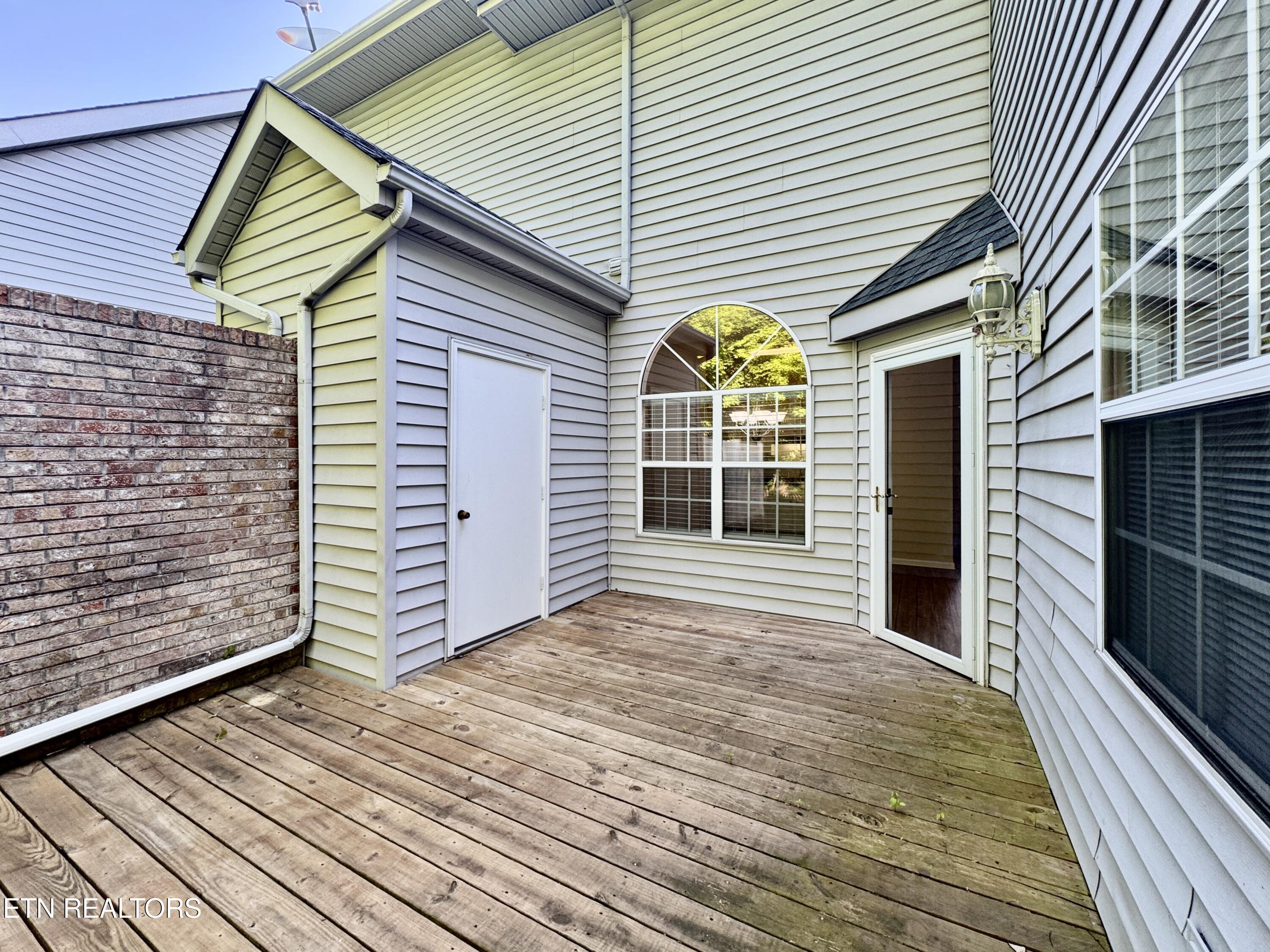 3319 Laurel View Road Knoxville, TN 37917 - Photo 4 of 36 6