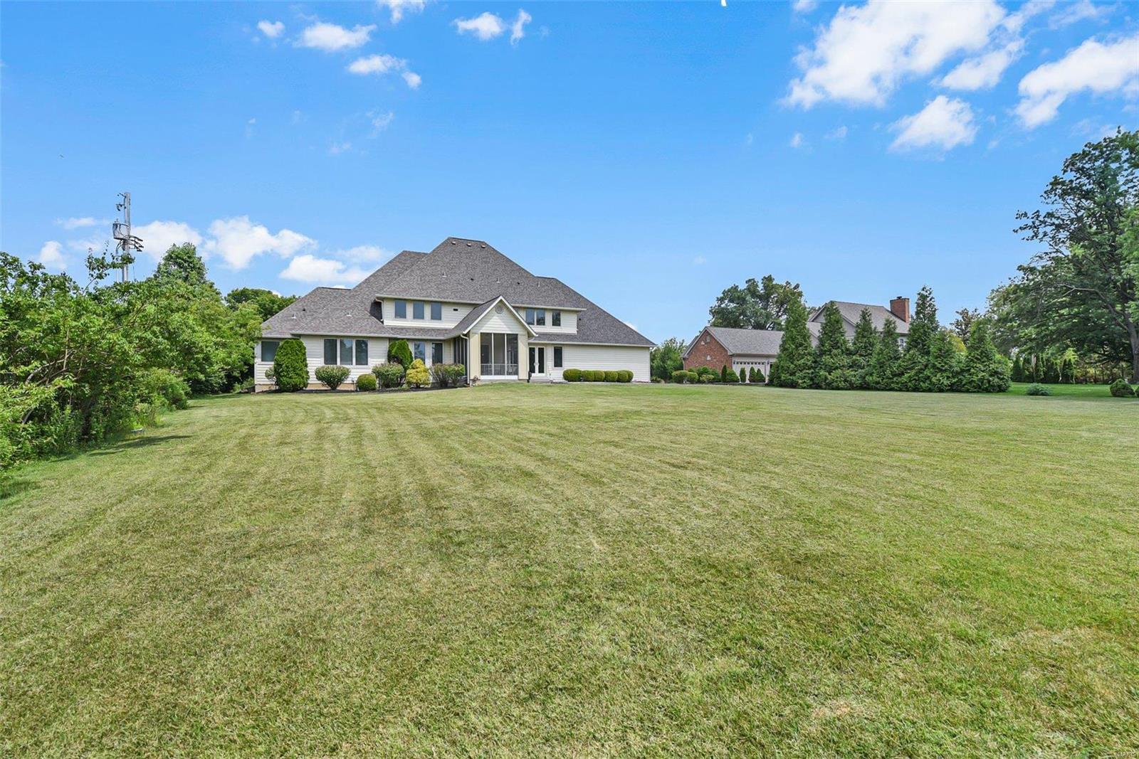 219 North Mosley Road St. Louis, MO 63141 - Photo 53 of 61 Gallery Image 53