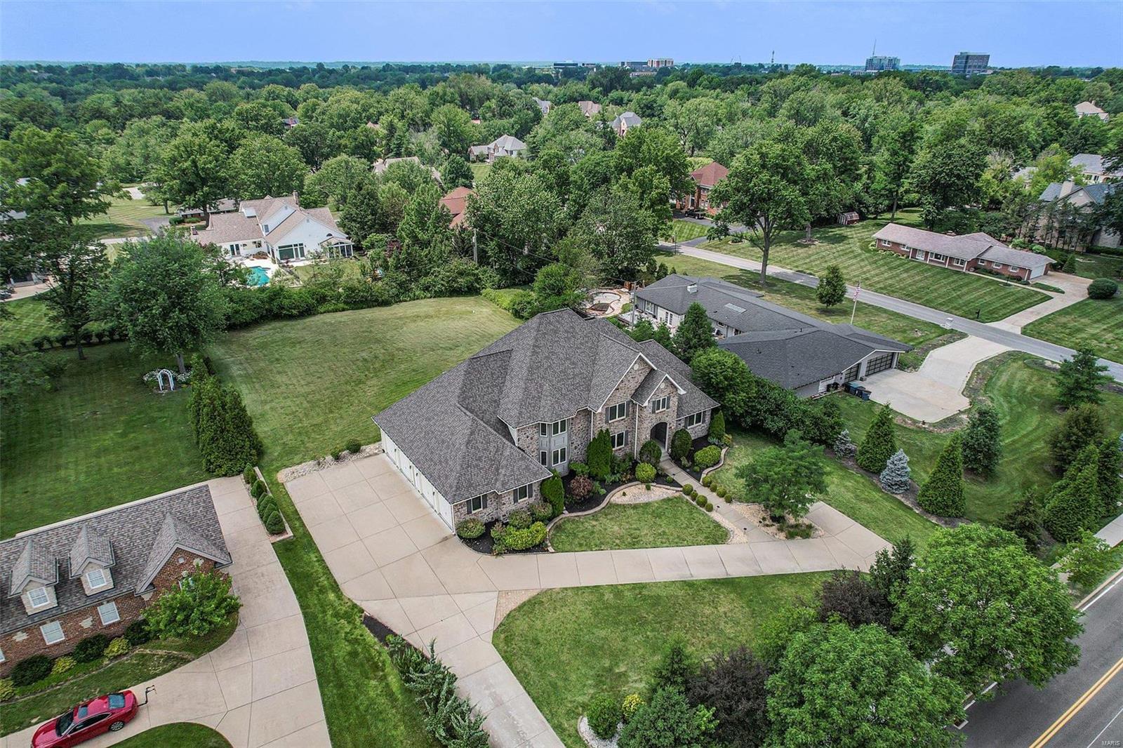 219 North Mosley Road St. Louis, MO 63141 - Photo 57 of 61 Gallery Image 57