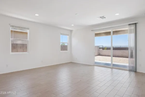 $379,990 | 46523 West Skyline Drive, Maricopa, AZ 85139