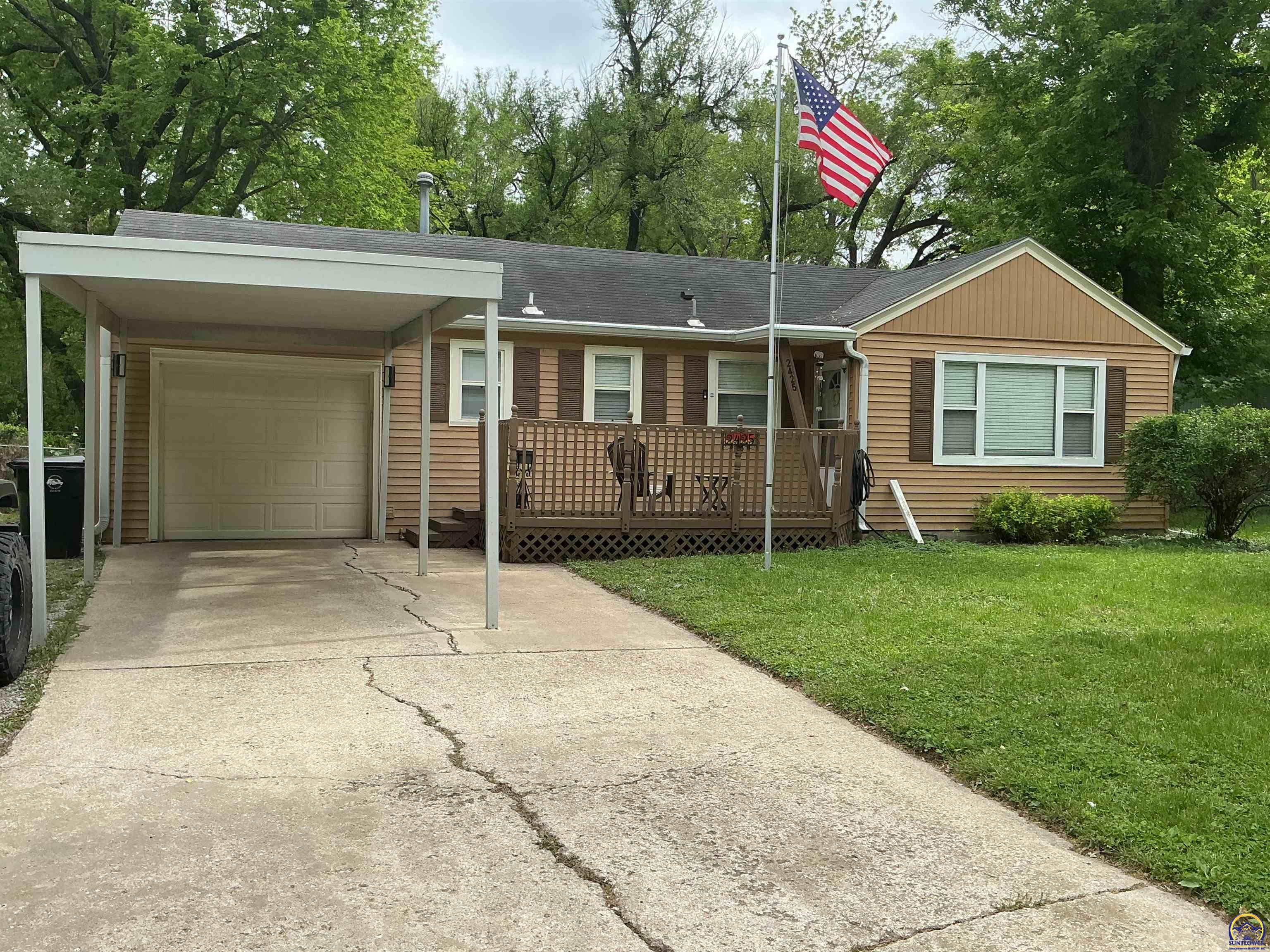 2425 Southwest 26th Drive Topeka, KS 66611 - Photo 1 of 1