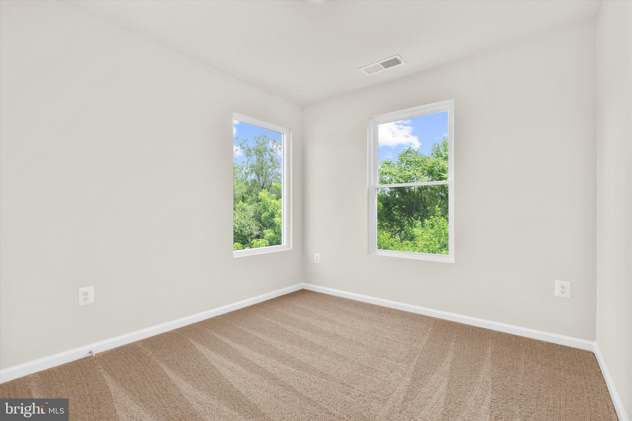 8135 Bartholomew Court Baltimore, MD 21206 - Photo 39 of 46 an empty room with windows