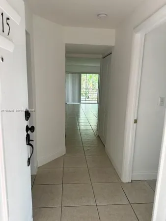 $2,000 | 4255 North University Drive, Unit 215, Sunrise, FL 33351