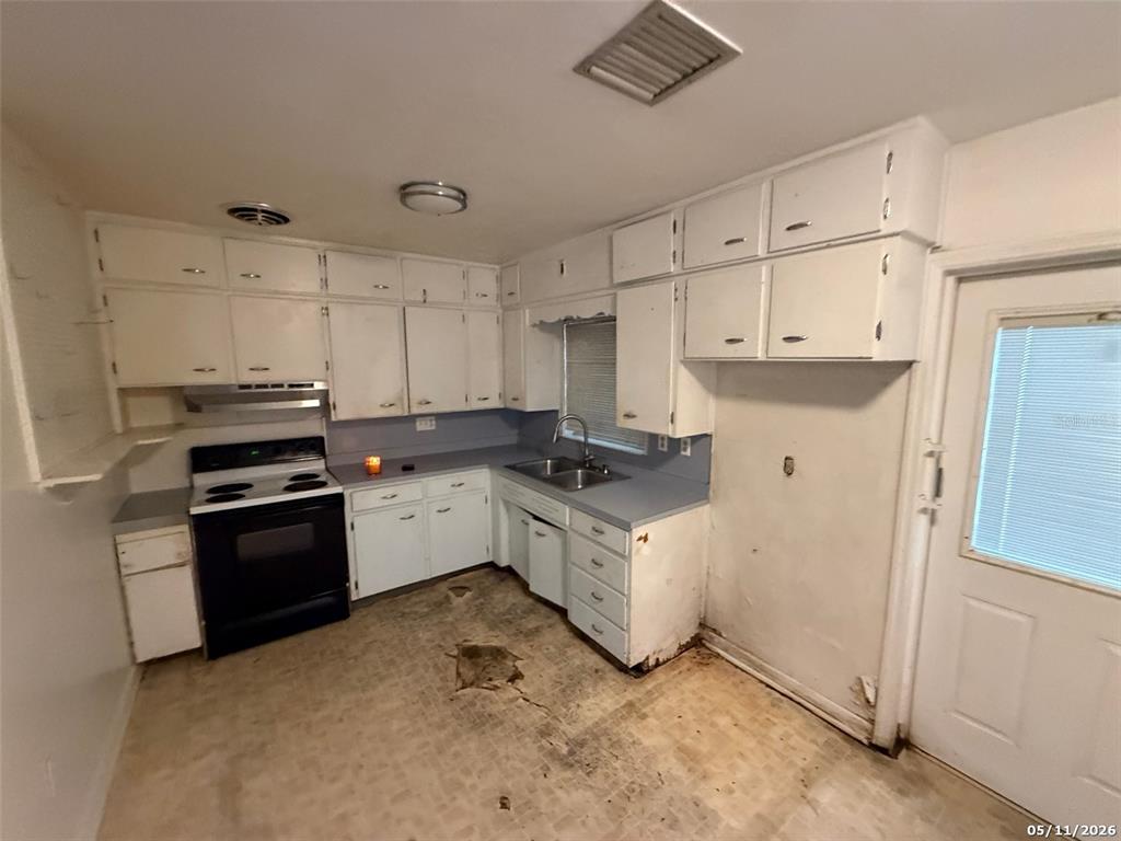 2715 Dixie Road Lakeland, FL 33801 - Photo 4 of 11