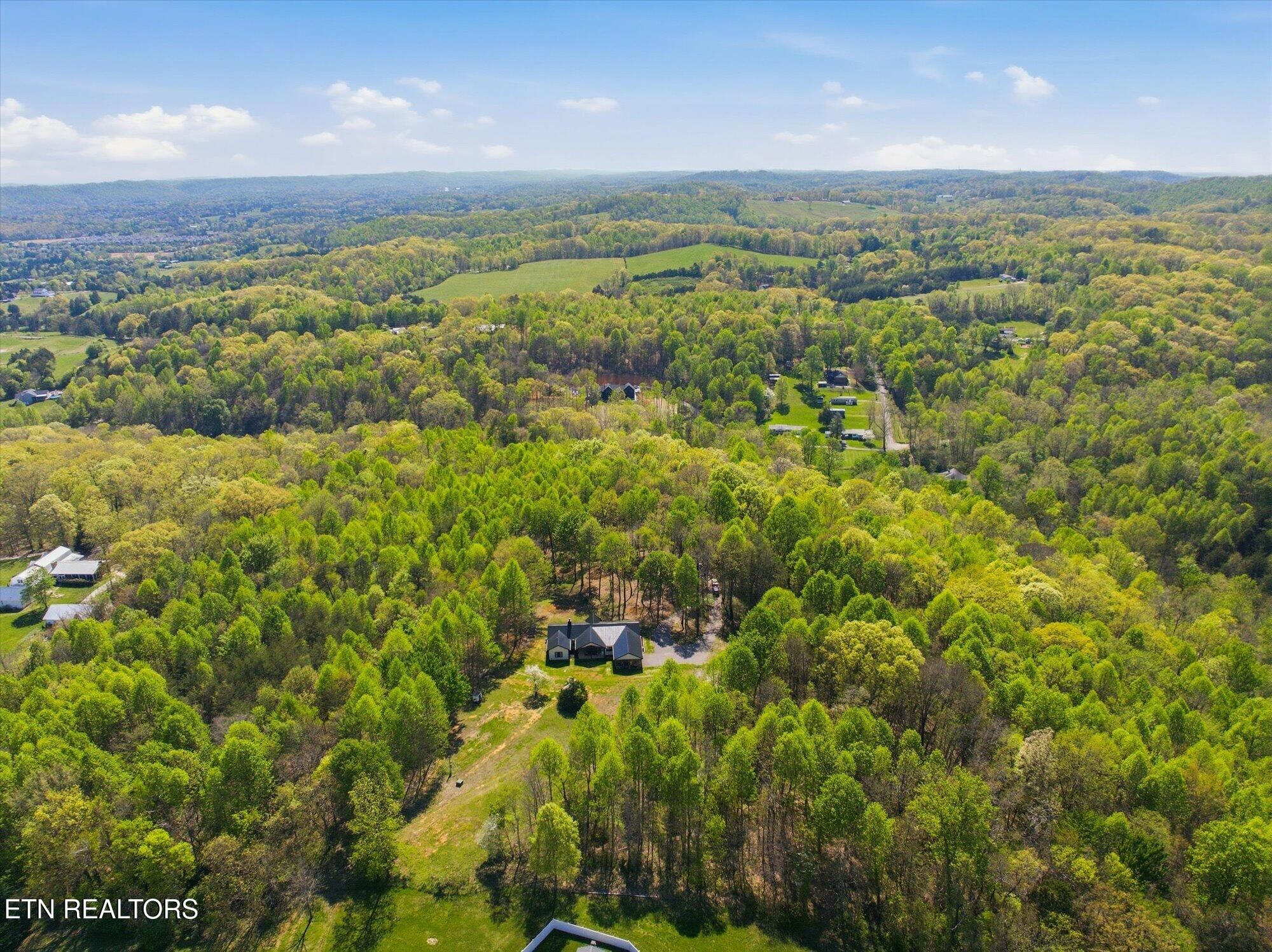 8212 Barker Road Corryton, TN 37721 - Photo 46 of 56 Gallery Image 46