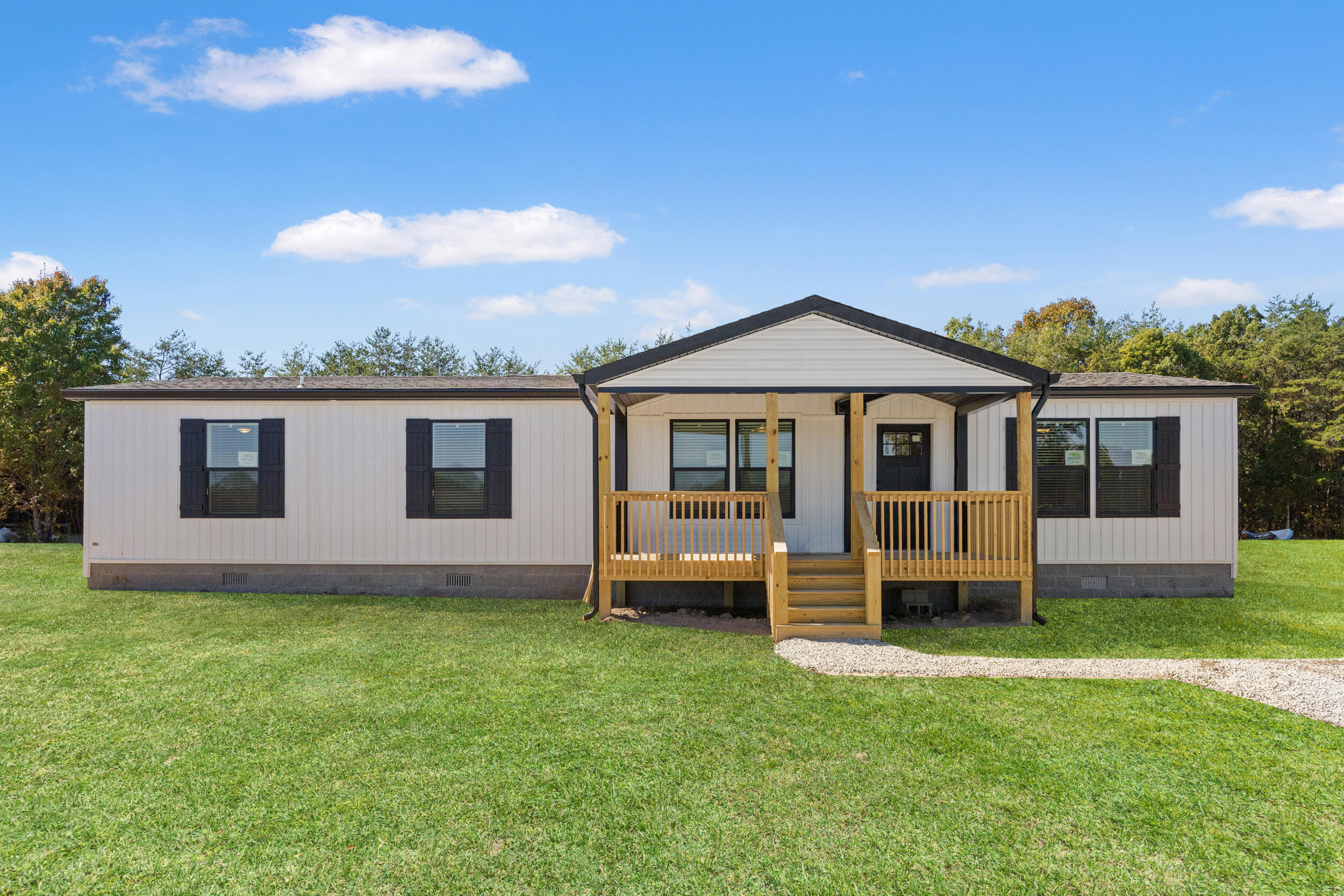 909 Low Gap Road Irvine, KY 40336 - Photo 3 of 33 IMG_6100