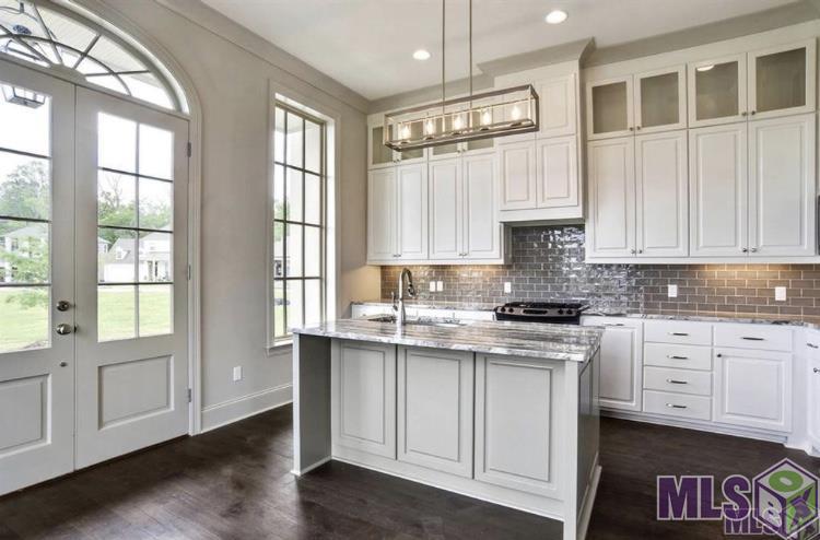 10851 Cane Mill Ln. Baton Rouge, LA 70810 - Photo 2 of 10
