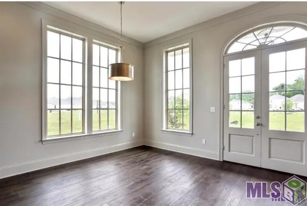 $2,950 | 10851 Cane Mill Ln., Baton Rouge, LA 70810