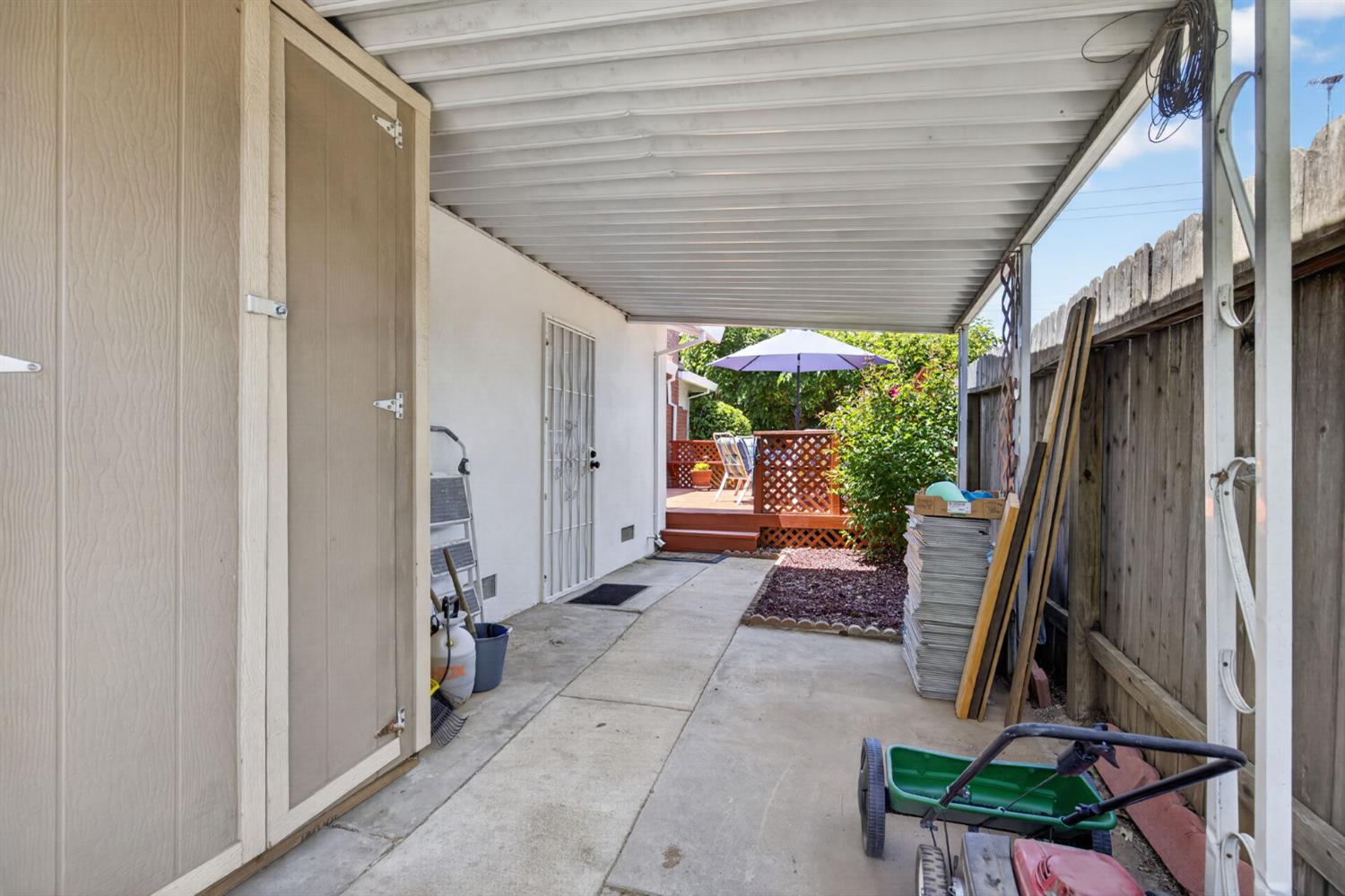 3510 Ardmore Road Sacramento, CA 95821 - Photo 29 of 32