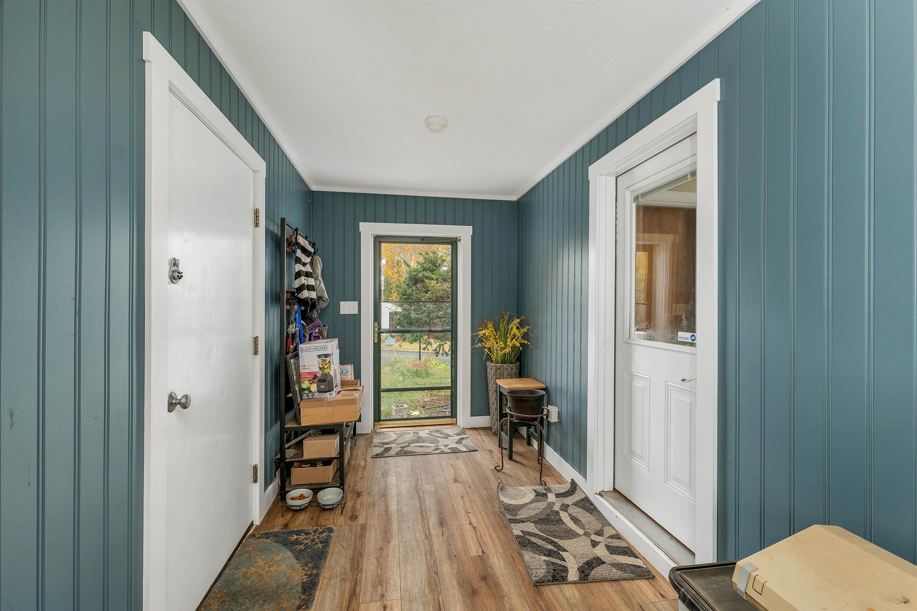 162 Morrill Street Gilford, NH 03249 - Photo 7 of 44