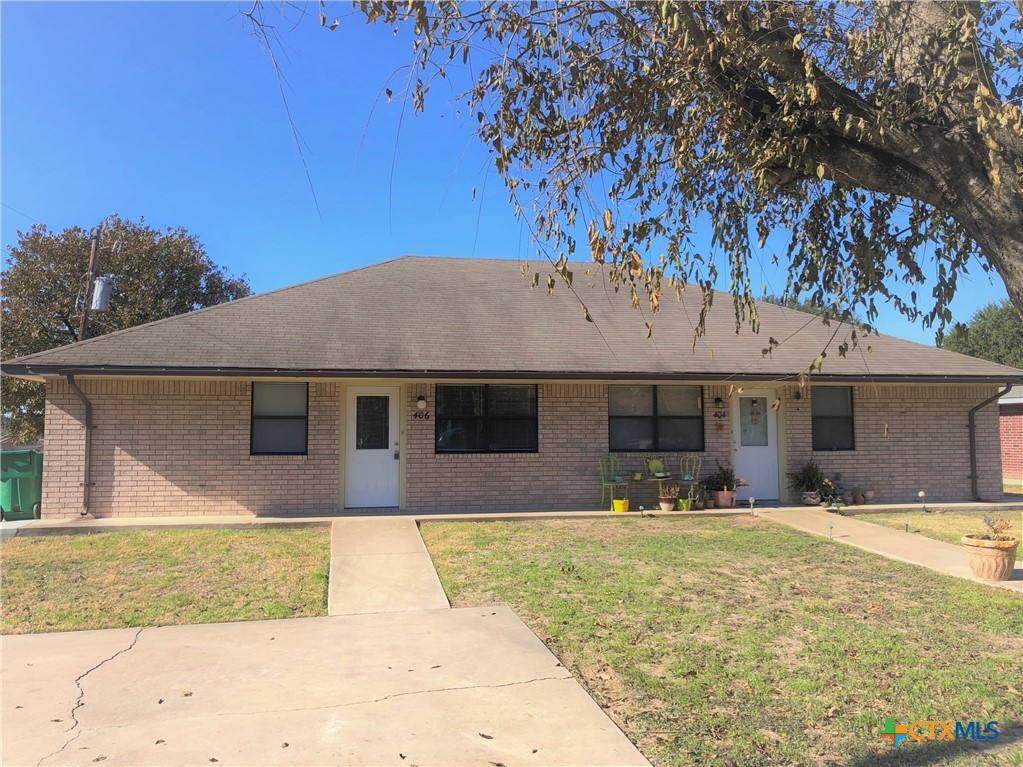 404 County Road 4616 Kempner, TX 76539 - Photo 1 of 3 a front view of house with yard