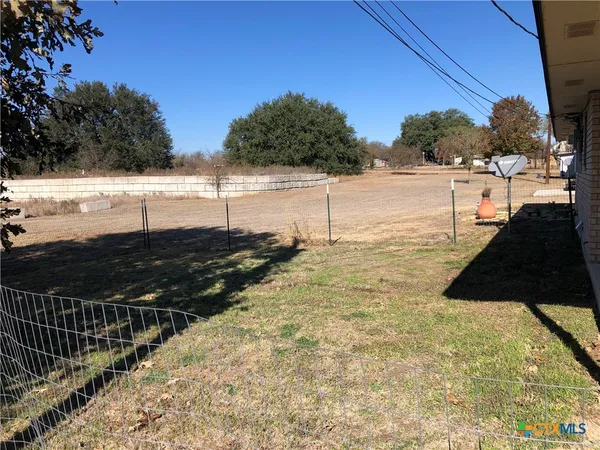 $799 | 404 County Road 4616, Kempner, TX 76539