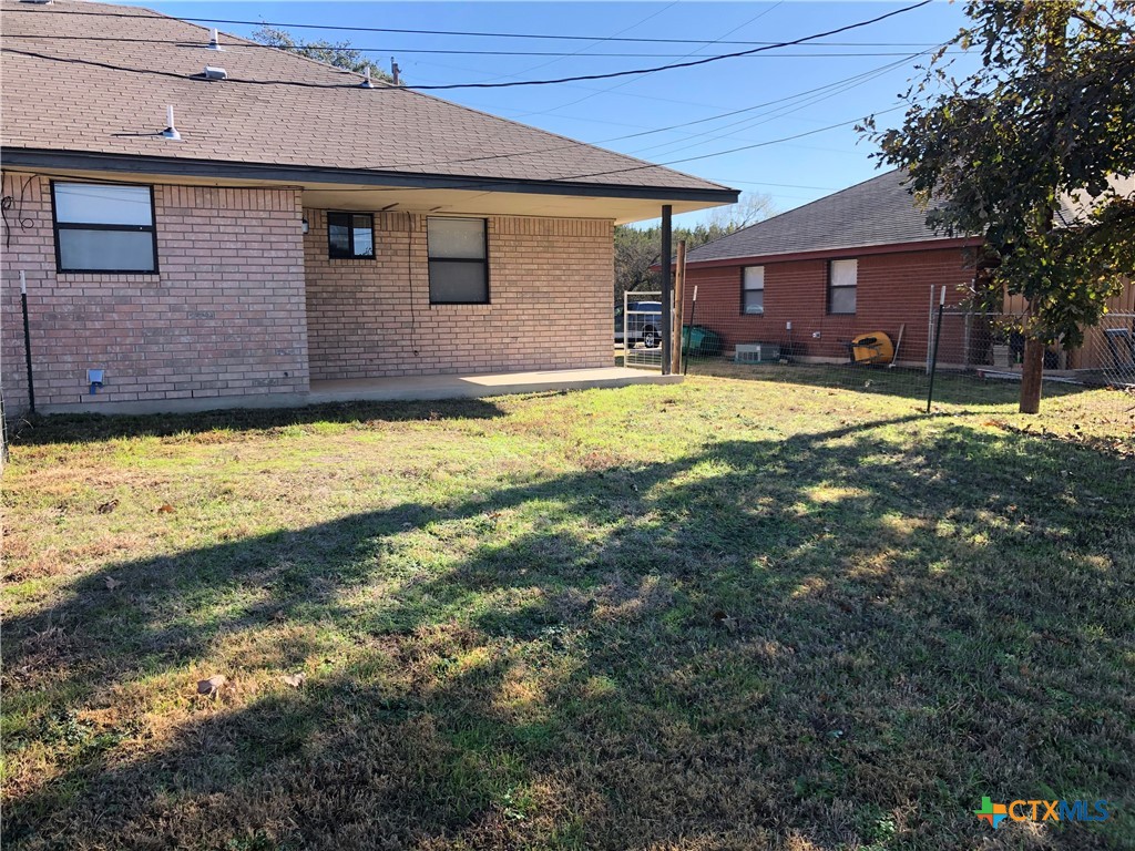 404 County Road 4616 Kempner, TX 76539 - Photo 3 of 3 a front view of a house with a yard