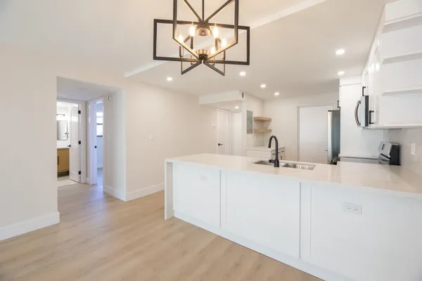 $2,500 | 2322 South Cypress Bend Drive, Unit 411, Pompano Beach, FL 33069