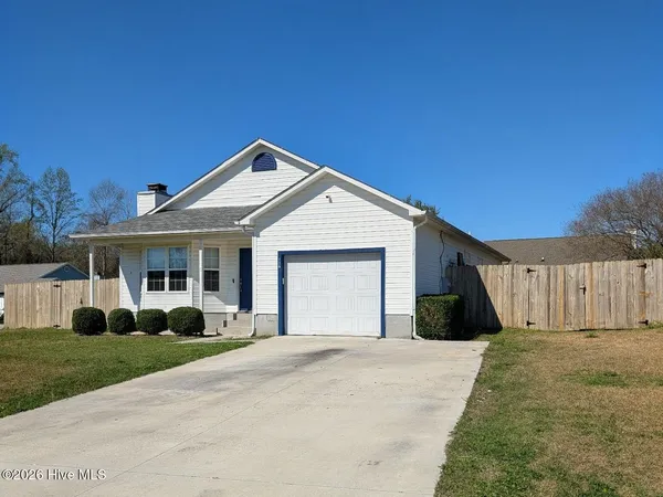 $259,900 | 116 Eastgate Drive, Jacksonville, NC 28540