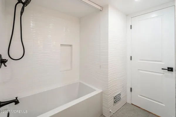 $3,150 | 103 Hyacinth Lane, Freehold, NJ 07728