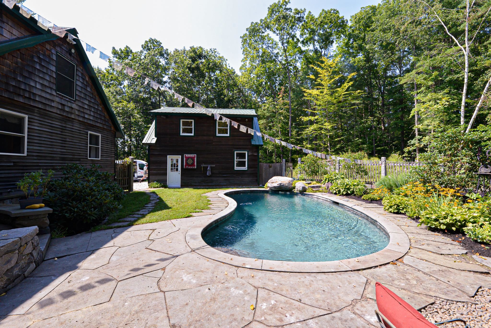 31 Farm Road Kingston, NH 03848 - Photo 12 of 40