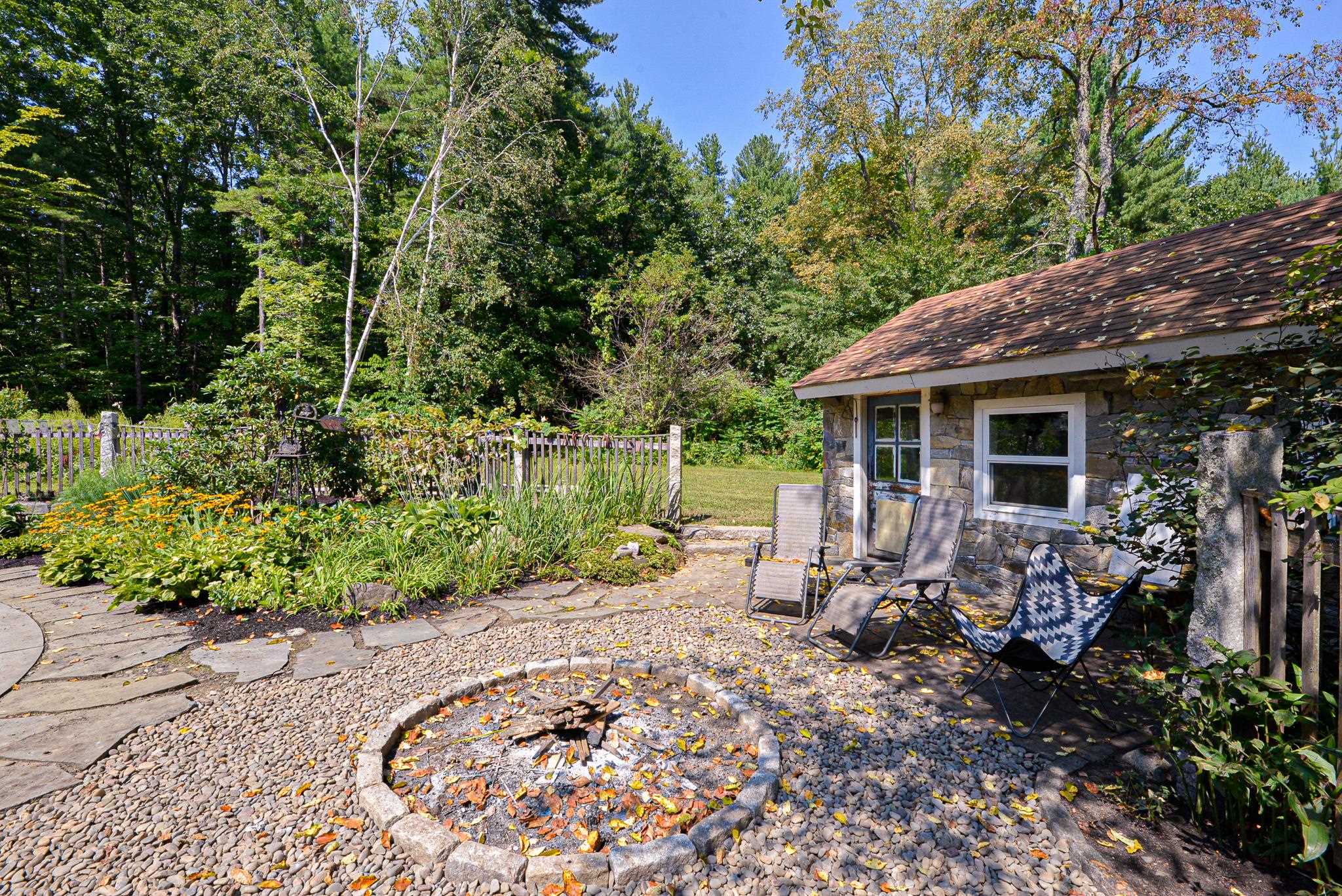 31 Farm Road Kingston, NH 03848 - Photo 14 of 40