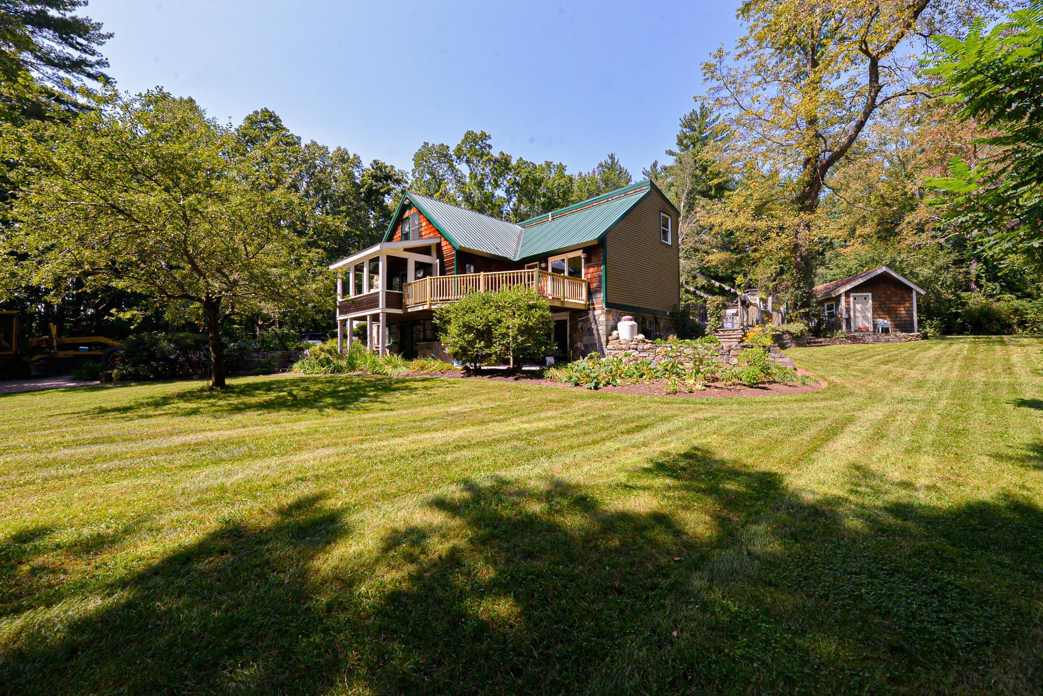 31 Farm Road Kingston, NH 03848 - Photo 3 of 40